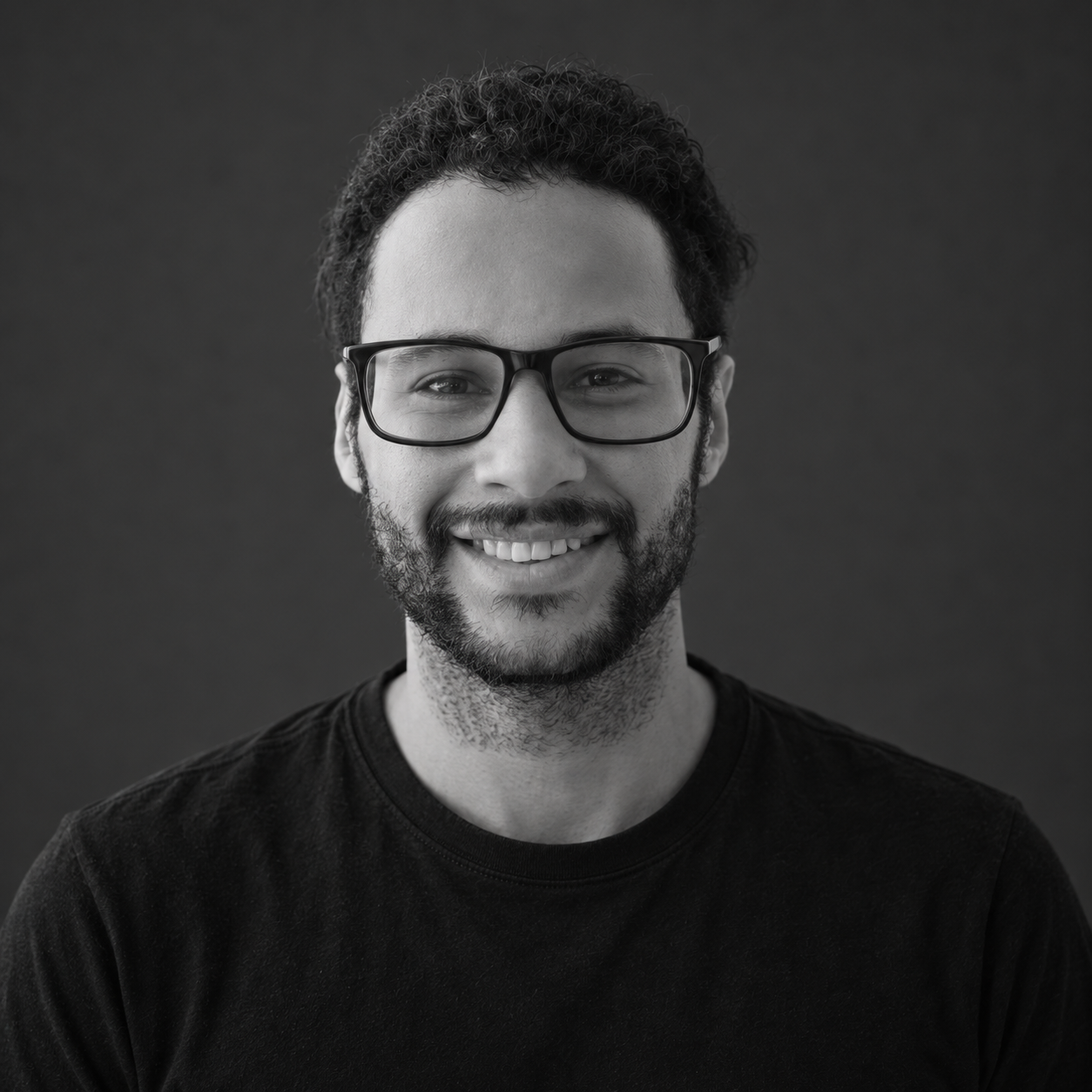 Black-and-white portrait of Oren Levin